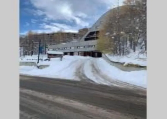 Апартаменти Casa Cervinia Shuss 2 *