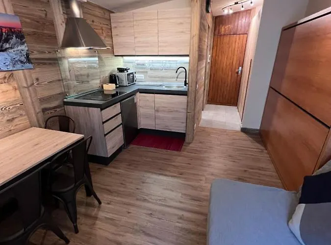 Апартаменти Casa Cervinia Shuss 2