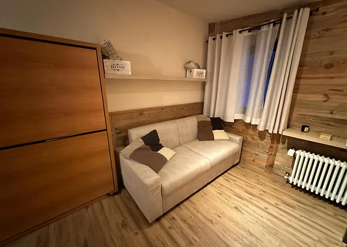 Апартаменти Casa Cervinia Shuss 2 *